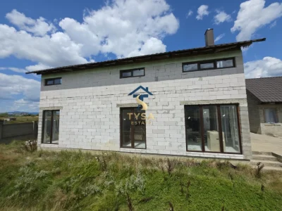 Ідеальний простір: новий сучасний будинок на 250 м² у місті