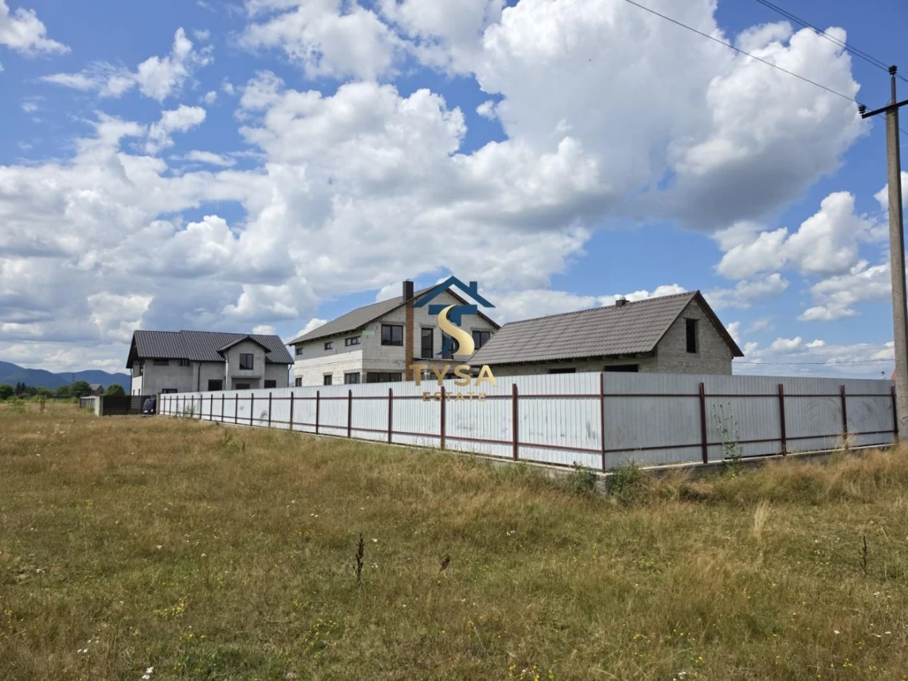 Ідеальний простір: новий сучасний будинок на 250 м² у місті