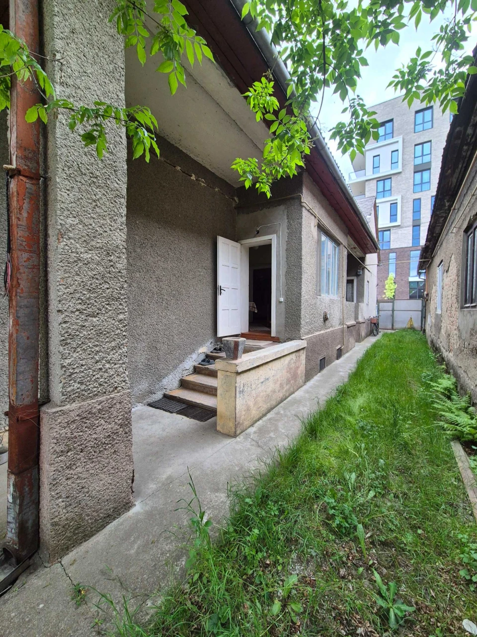 Продається будинок в самому серці Тячева