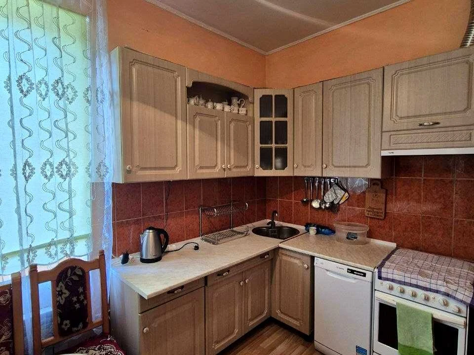 Будинок. Тячів, Травнева