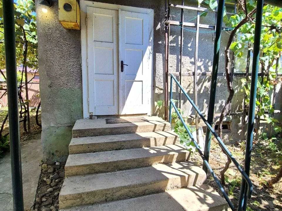 Будинок. Тячів, Промислова
