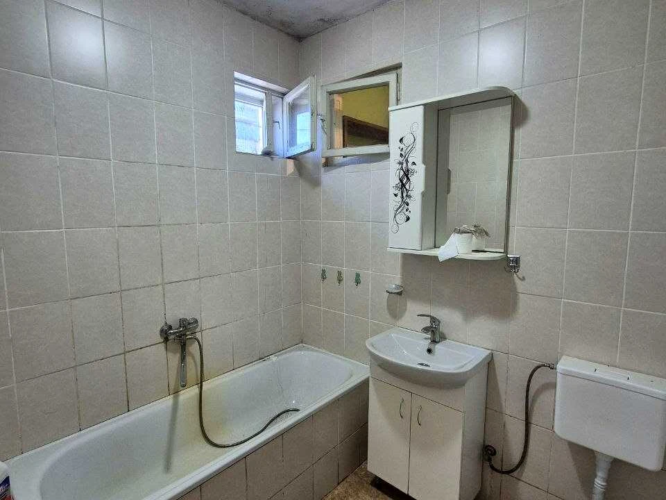 Будинок. Тячів, Промислова