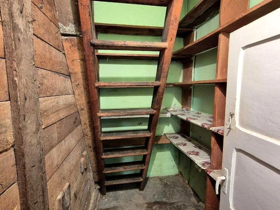 Будинок. Тячів, Промислова
