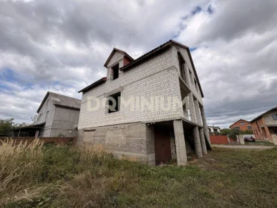 Продається будинок в м. Хуст Закарпатська область