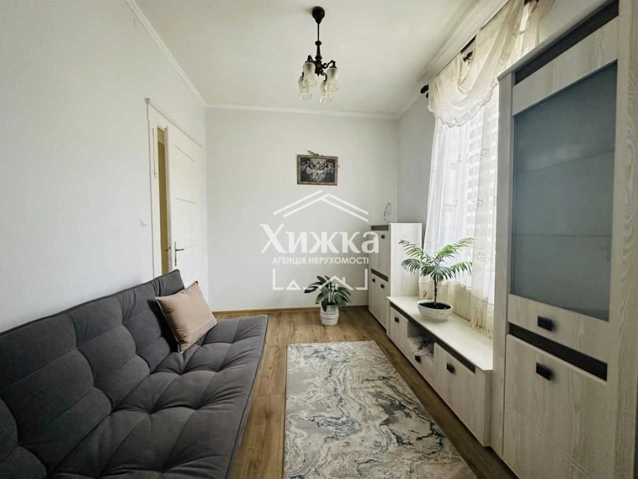 Продається  будинок  в  самому  центрі  міста Хуст