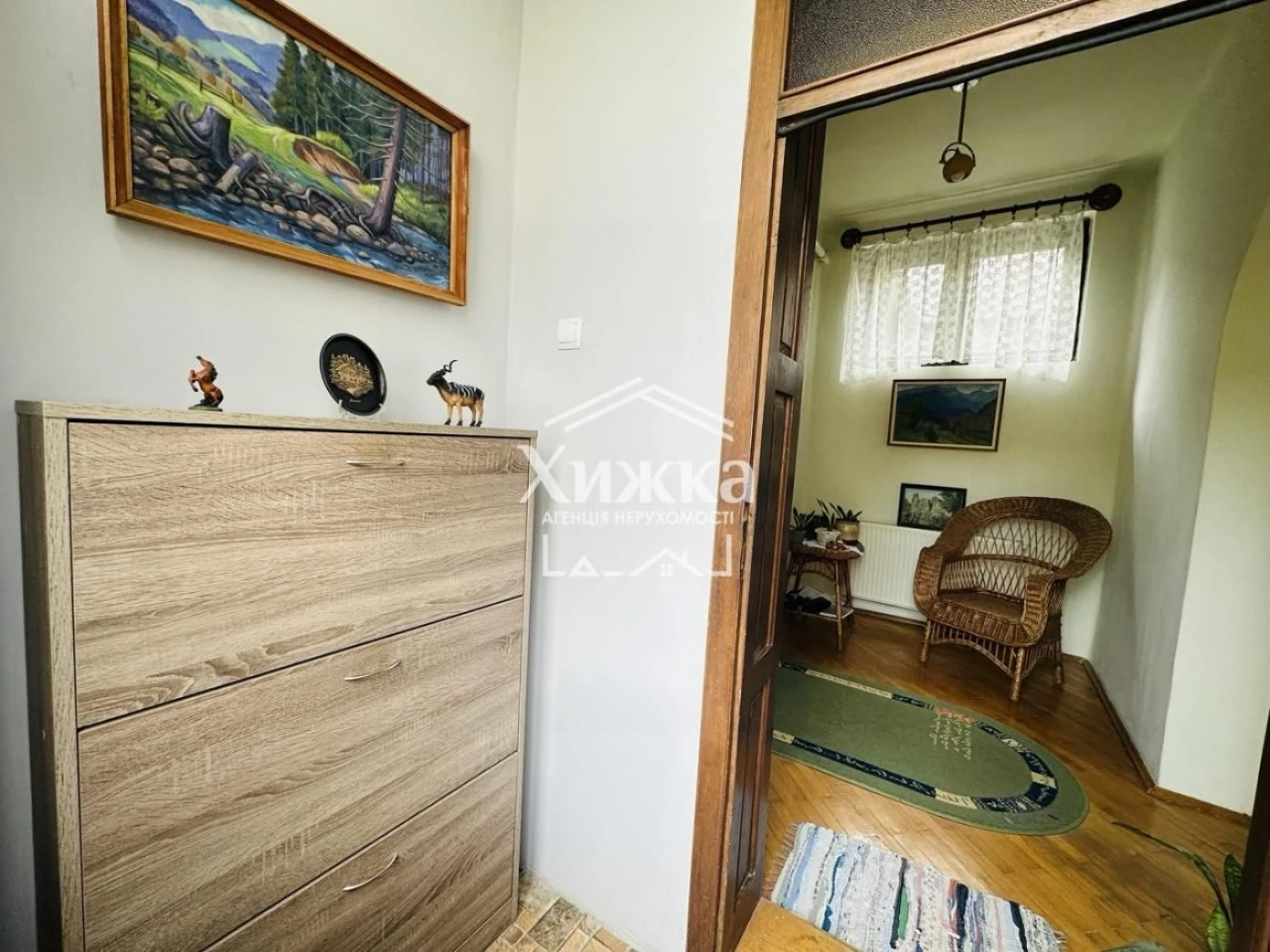 Продається  будинок  в  самому  центрі  міста Хуст