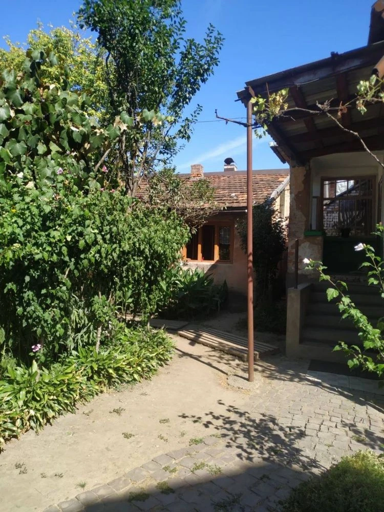 Продаж будинку в Хусті