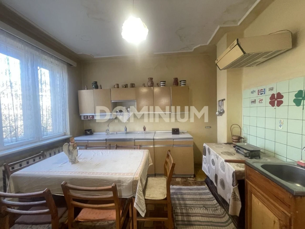 Продається будинок в м. Хуст