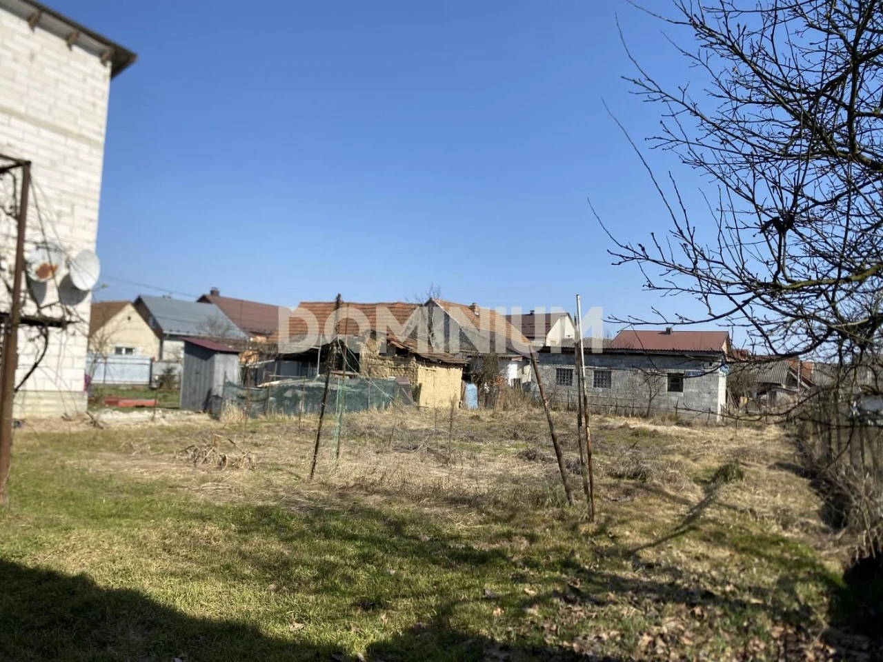 Продаються два будинки на одній території м. Хуст