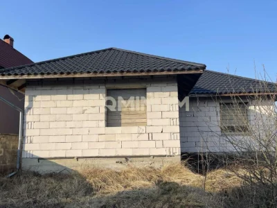 Продається новобудова в м. Хуст