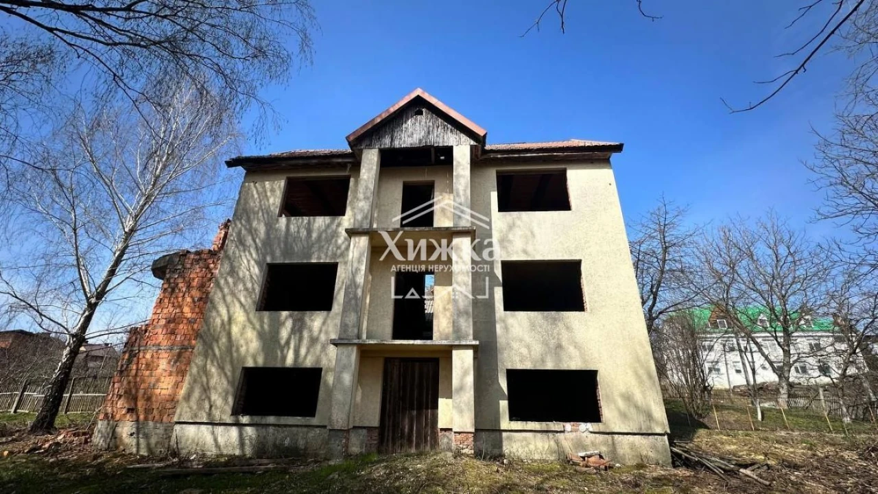 Продаж новобудови в місті Хуст