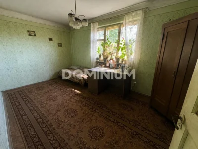 Продається будинок  в м. Хуст .Cертифікат