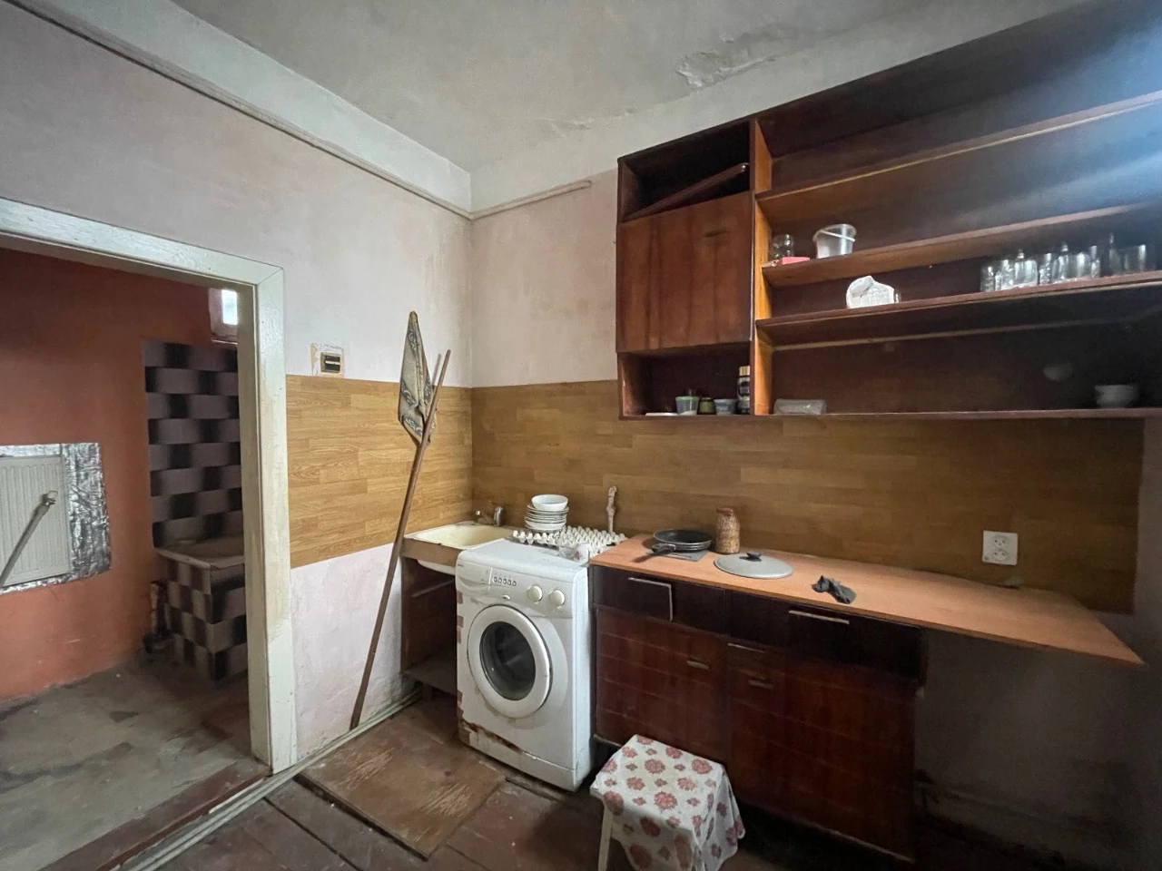 Продається будинок в м. Хуст