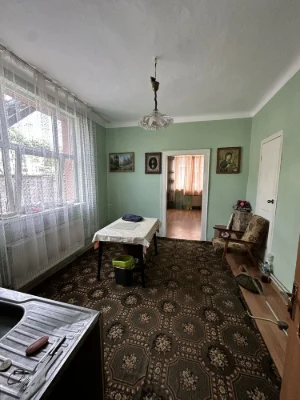 Будинок 100 м² (частина будинку)