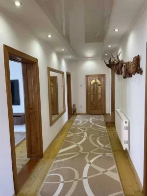 Продається затишний будинок Хуст 22 сотки сад річка, краще з