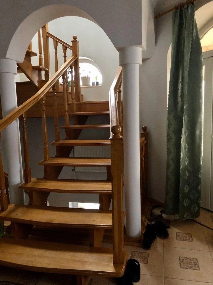 Продається будинок  в Закарпатті, м. Хуст