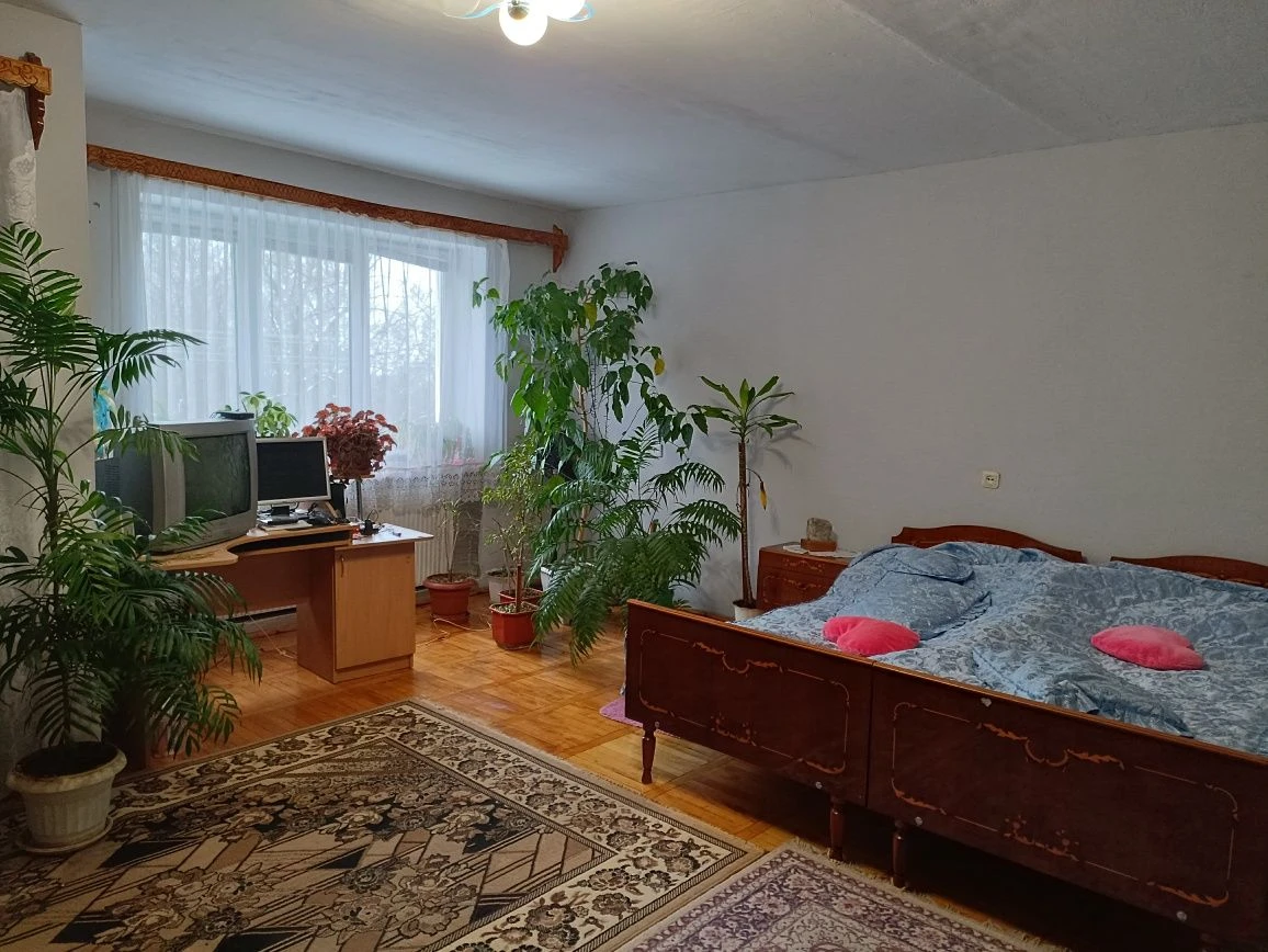 Продам ТАУНХАУС в тихому місці
