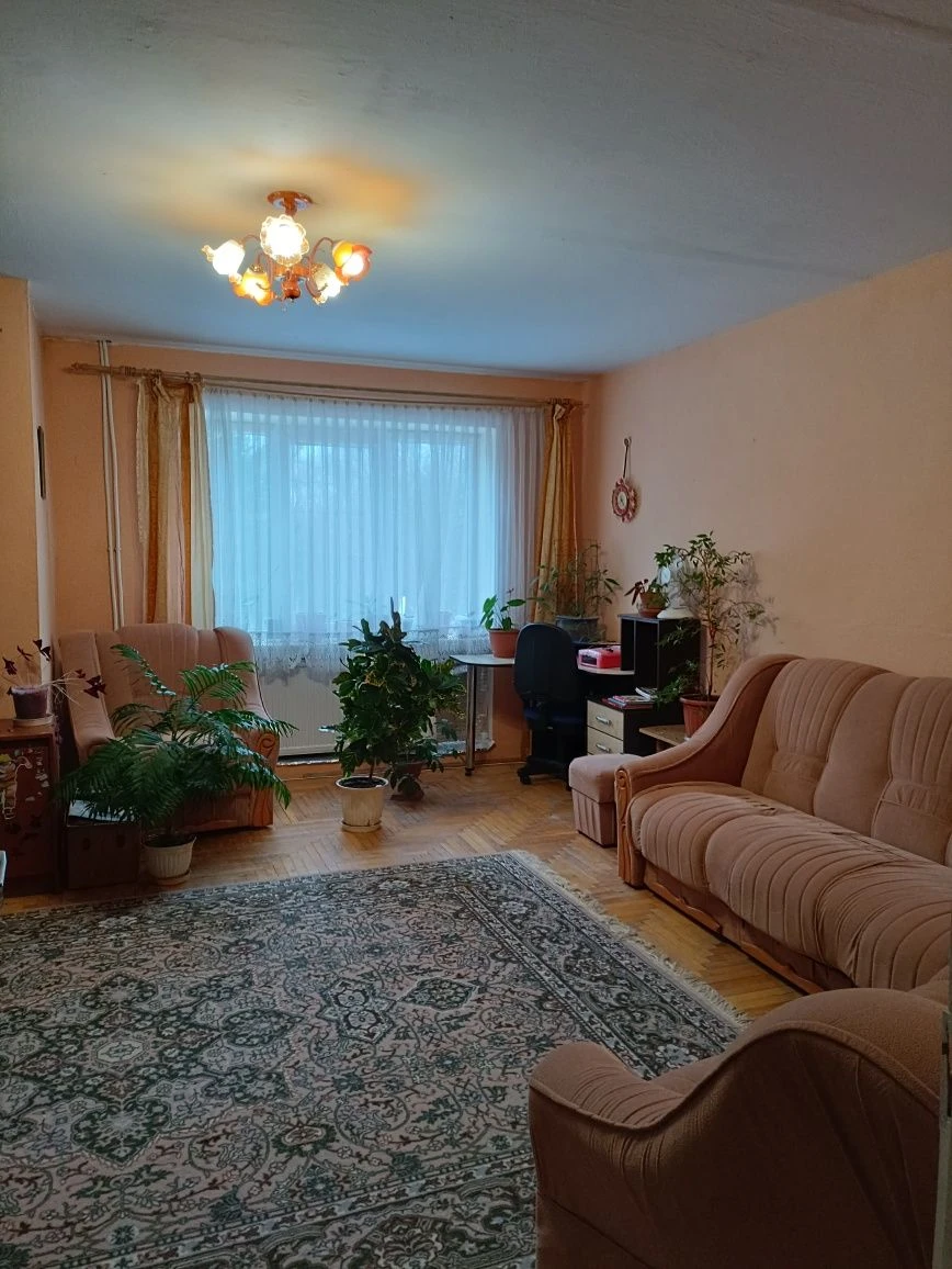 Продам ТАУНХАУС в тихому місці