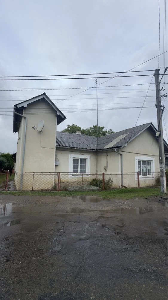 ПРОДАЖ будинку у місті БОЛЕХІВ