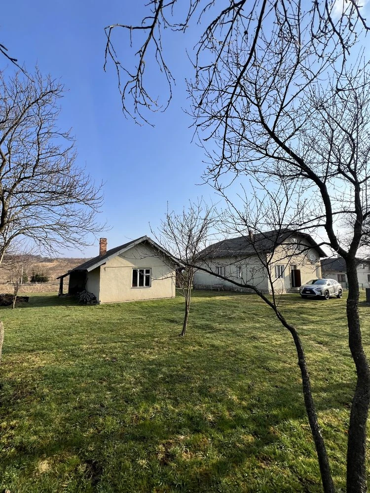 Продаю будинок, особняк, з земельною ділянкою в м. Болехів,