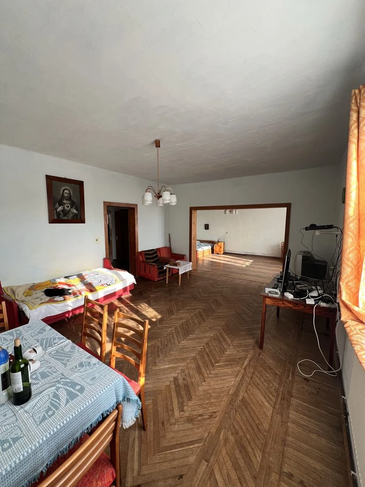 Продаю будинок, особняк, з земельною ділянкою в м. Болехів,