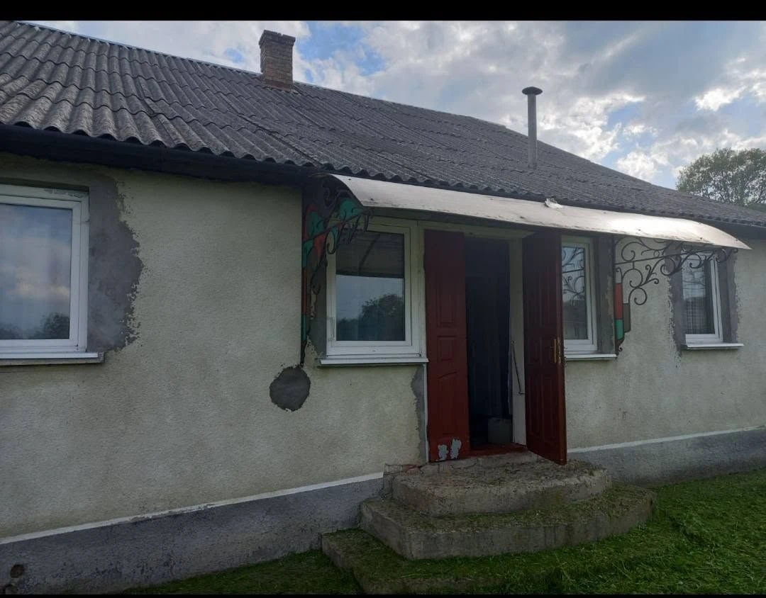 Продається будинок цегляний,гараж,стайня Болехів вул.Лисовиц