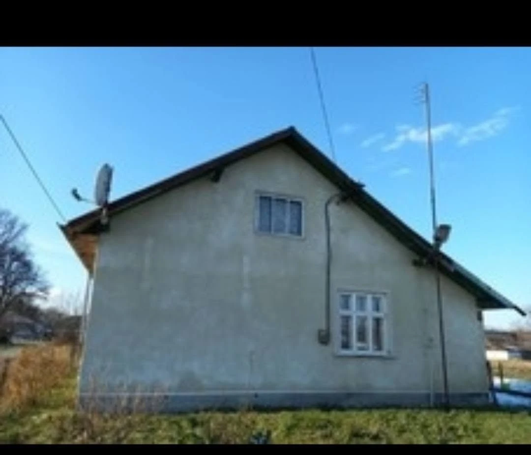 Продається будинок цегляний,гараж,стайня Болехів вул.Лисовиц