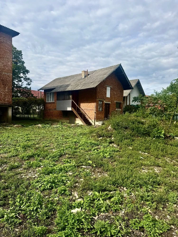 Продається Приватний Будинок