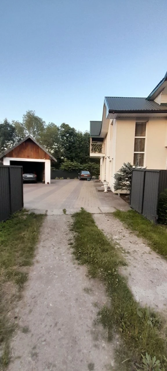 Продається будинок