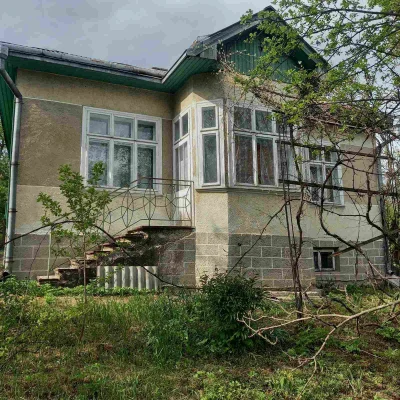 Продам будинок з земельною ділянкою місто Долина готовий до
