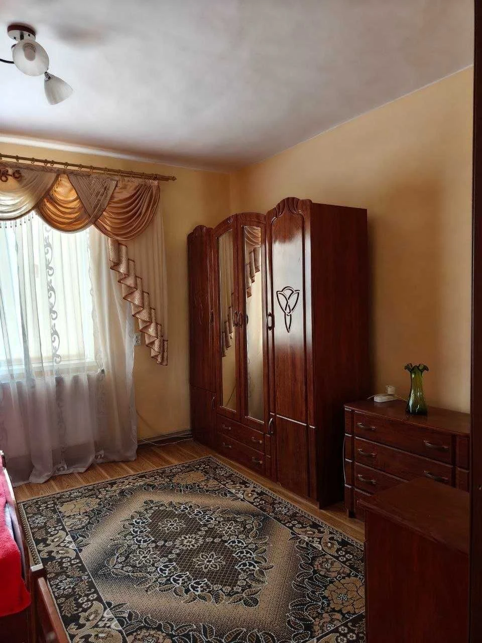 продаж будинку в Калуші, 18 соток землі