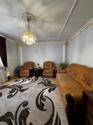 Продаж будинку біля міського озера в м. Калуш