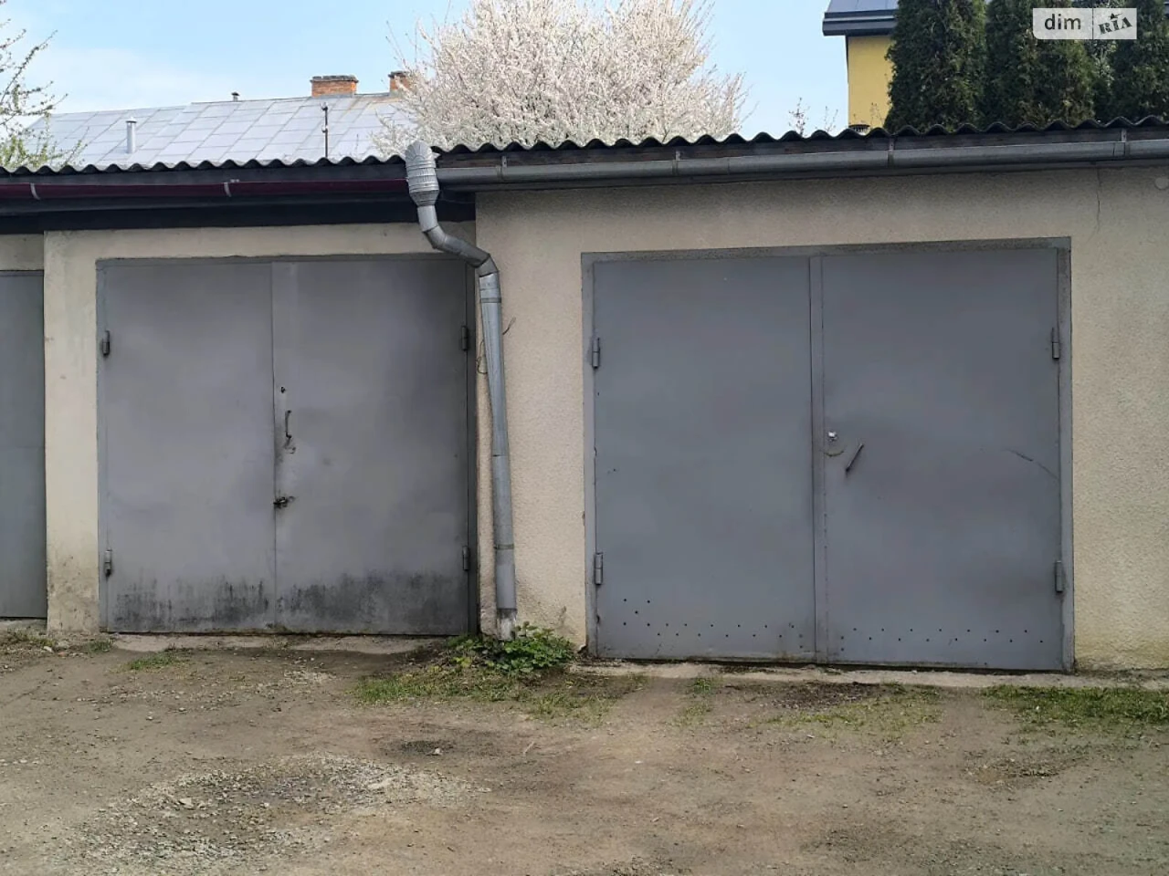 Продаж Окремий гараж Брати