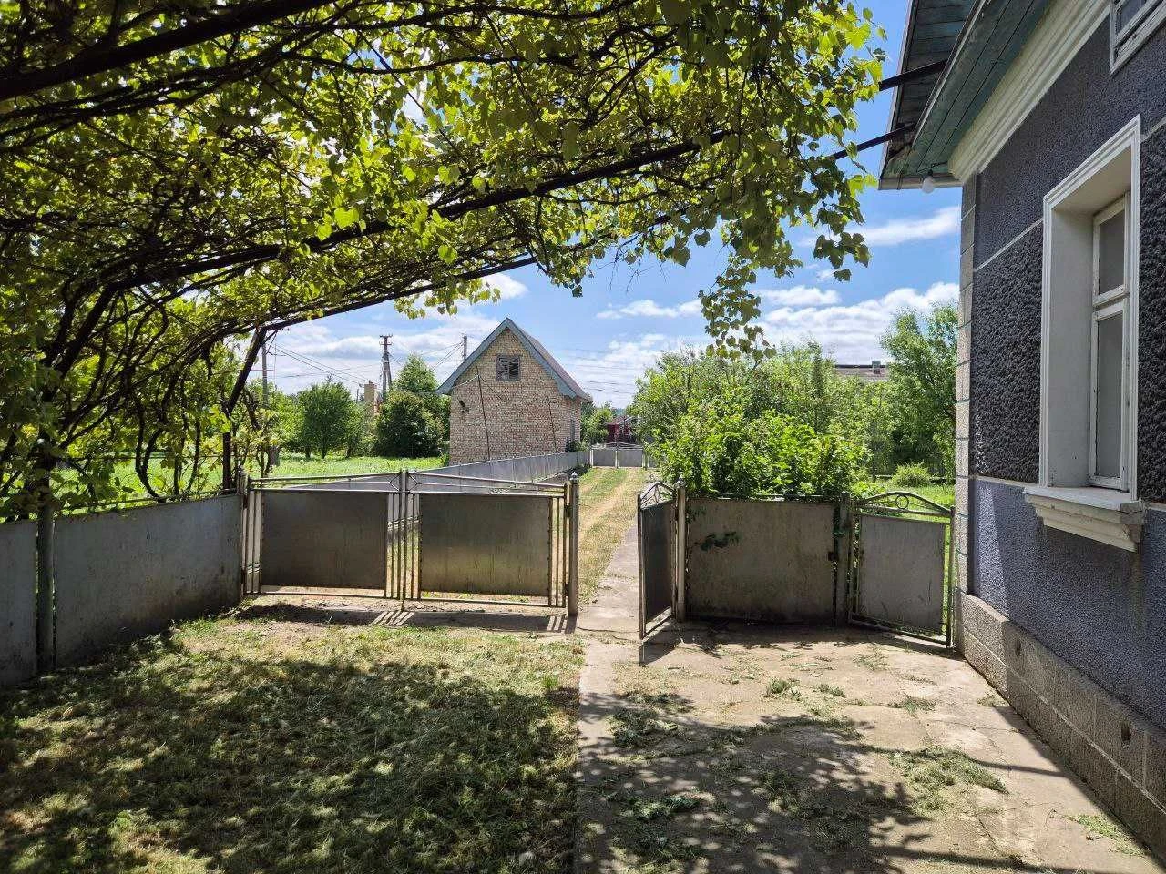 Продаж жилого будинку в Підгірках