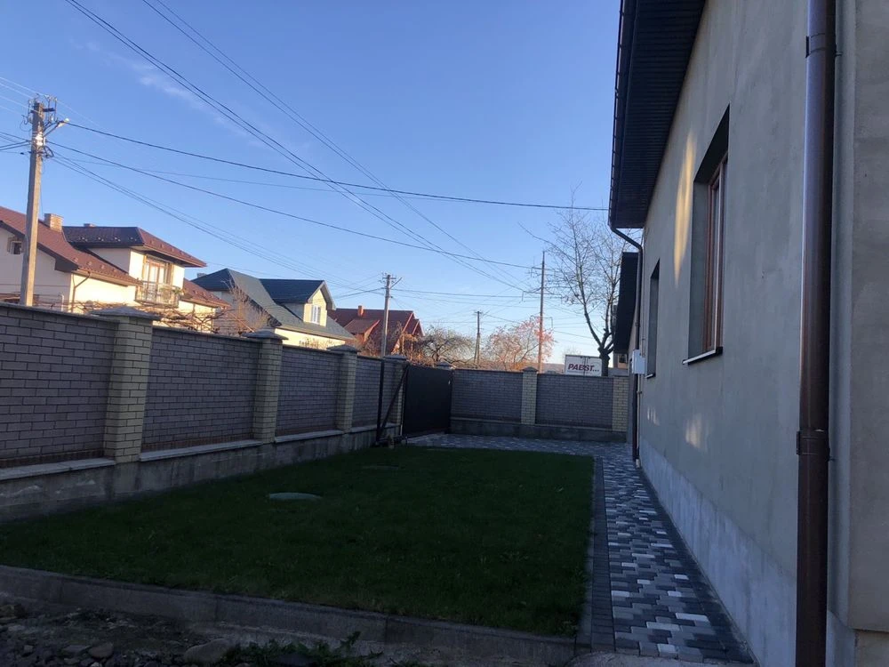 Продаж будинку р-н Хотінь