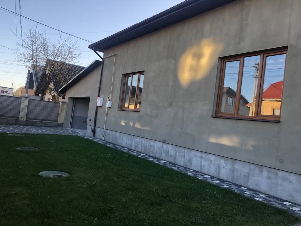 Продаж будинку р-н Хотінь
