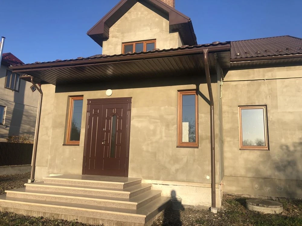 Продаж будинку р-н Хотінь