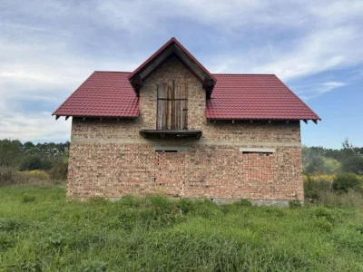 Продам незавершене будівництво житлового цегляного будинку