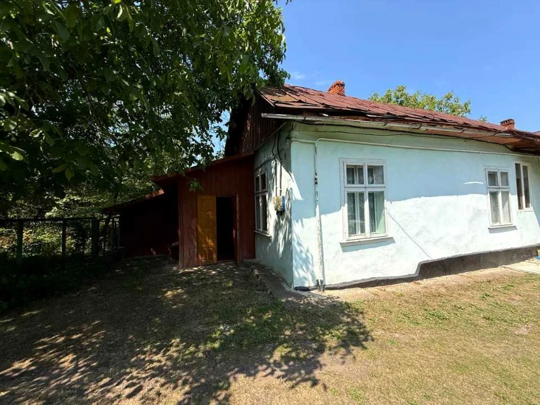 Будинок. Надвірна, Соборна