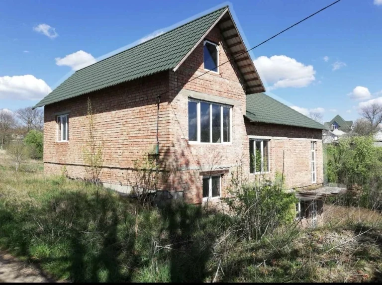Продам будинок в м. Снятин, із земельною ділянкою, 5 хв до ц