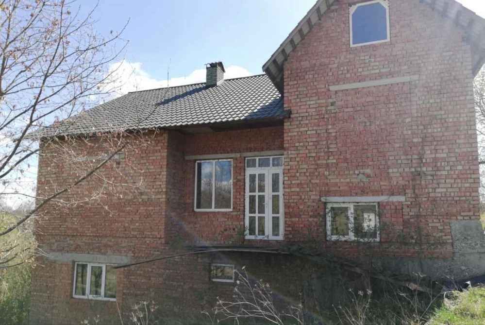 Продам будинок в м. Снятин, із земельною ділянкою, 5 хв до ц