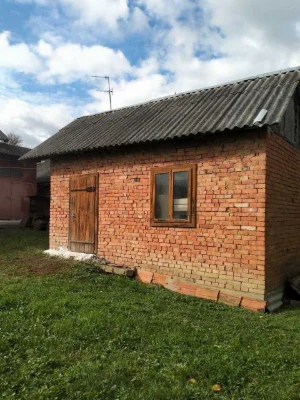 Будинок з літньою кухнею в м.Снятин