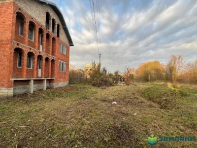 Продається будинок на земельній ділянці 7,7 соток м.Тисмениц