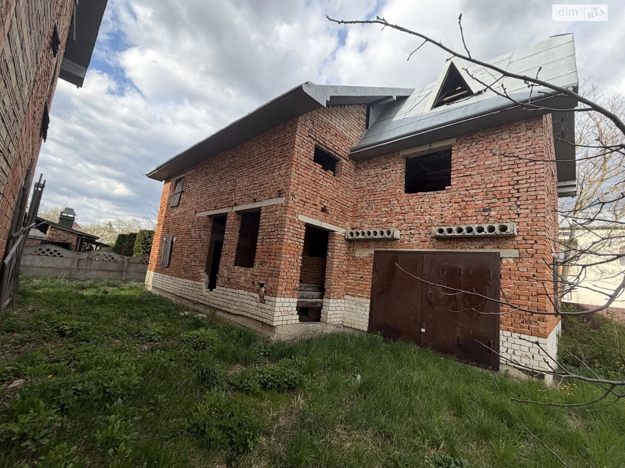 Продаж Дім