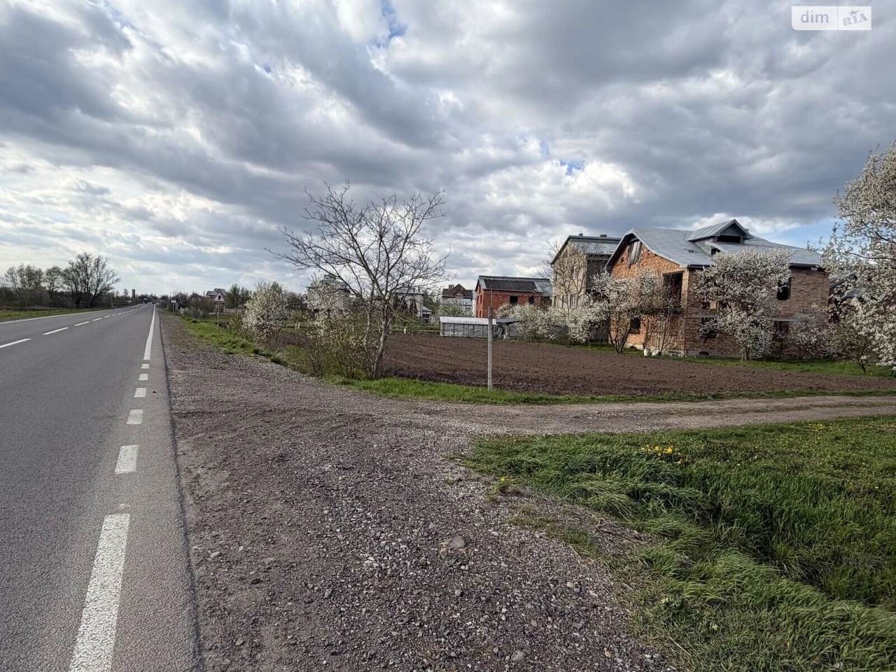 Продаж Дім