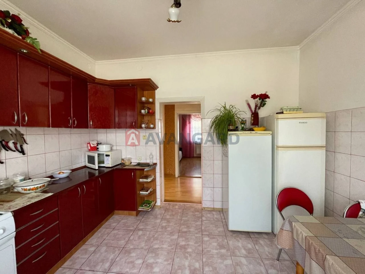 ПРОДАЖ БУДИНКУ В ЦЕНТРІ ТЛУМАЧА