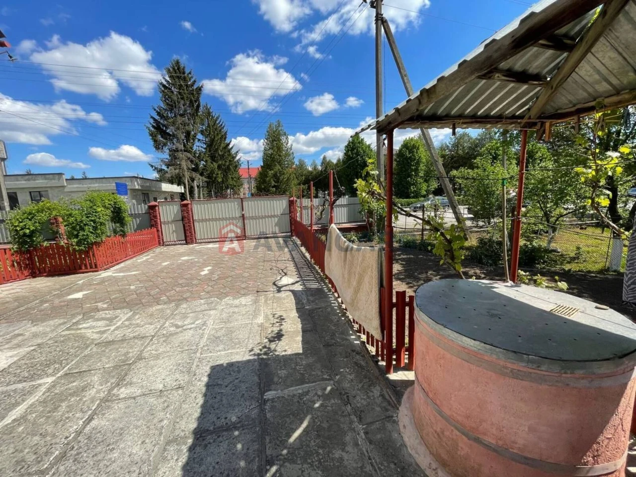 ПРОДАЖ БУДИНКУ В ЦЕНТРІ ТЛУМАЧА