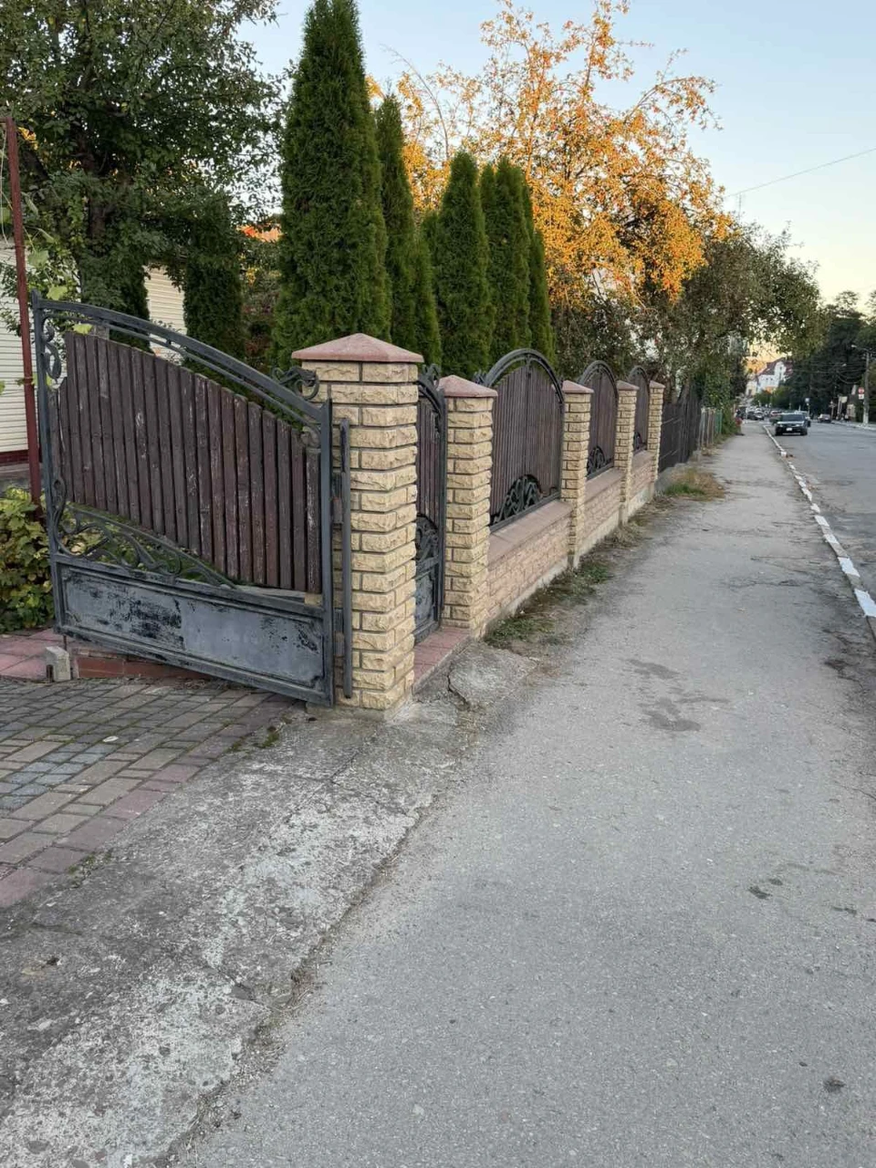 житловий будинок в центрі м.Тлумач