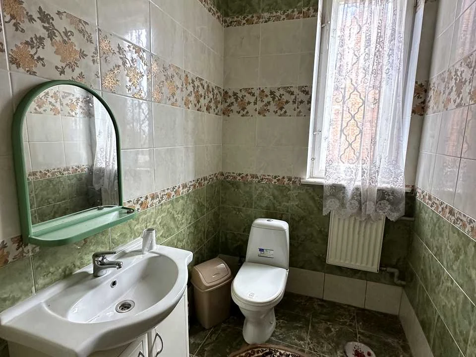 Будинок. Тлумач, Богдана Хмельницького