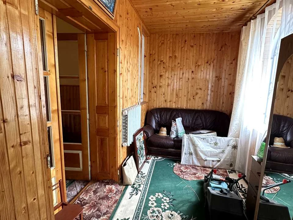Будинок. Тлумач, Богдана Хмельницького